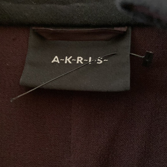 Akris black label size 10 black and maroon stand up collar jacket. - Picture 3 of 7